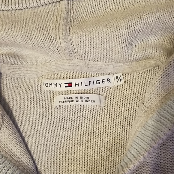 Closing - Picture 2 of 3